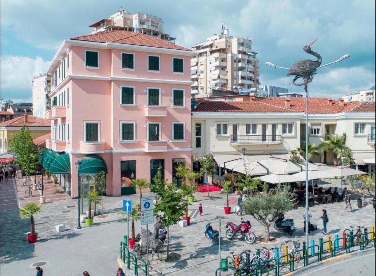 City Center Apartament, Pazari Ri Tirana Esterno foto